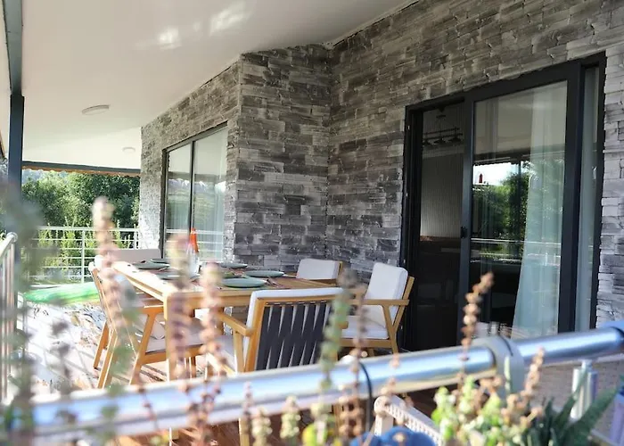 ヴィラ Villa Green ムーラ