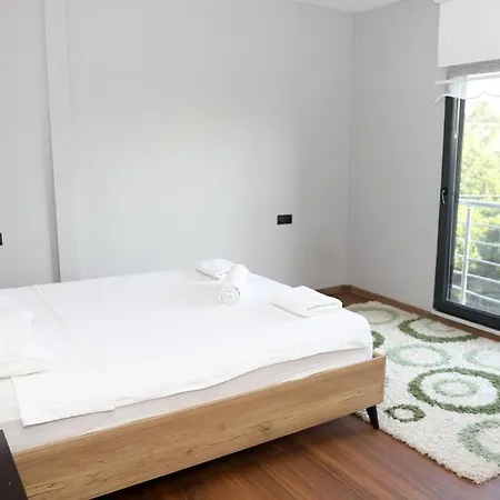 Villa Green Вилла *